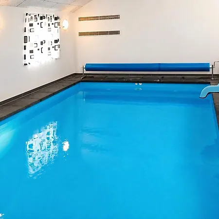 5 Star In Idestrup Bøtø By